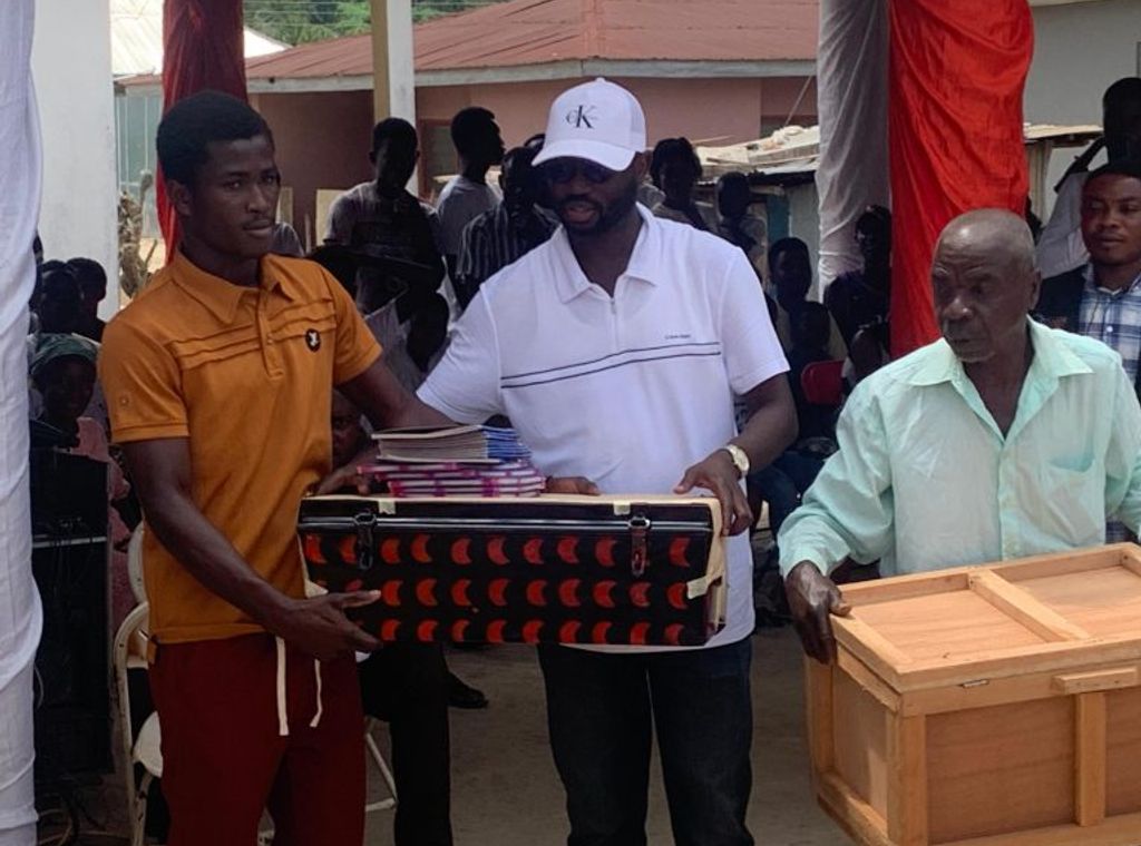 Bosome Freho MP encourages students to pursue higher education with generous donation of 1,500 trunks and books