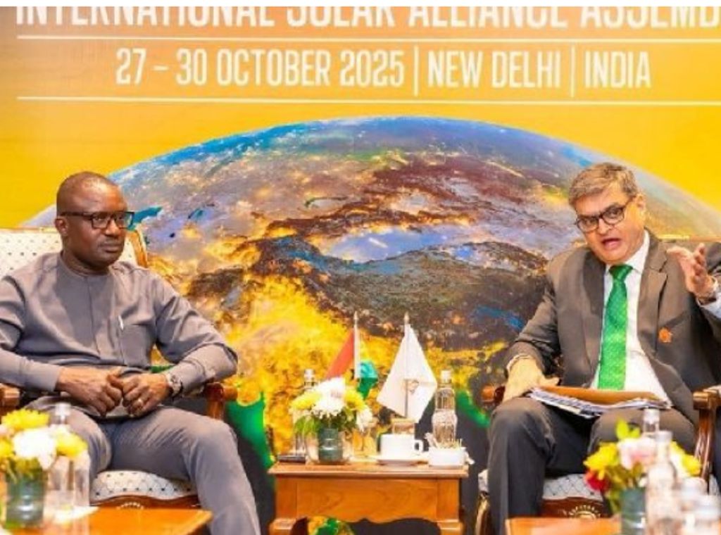 Energy minister holds bilateral talks with ISA to deepen Ghana’s renewable energy cooperation