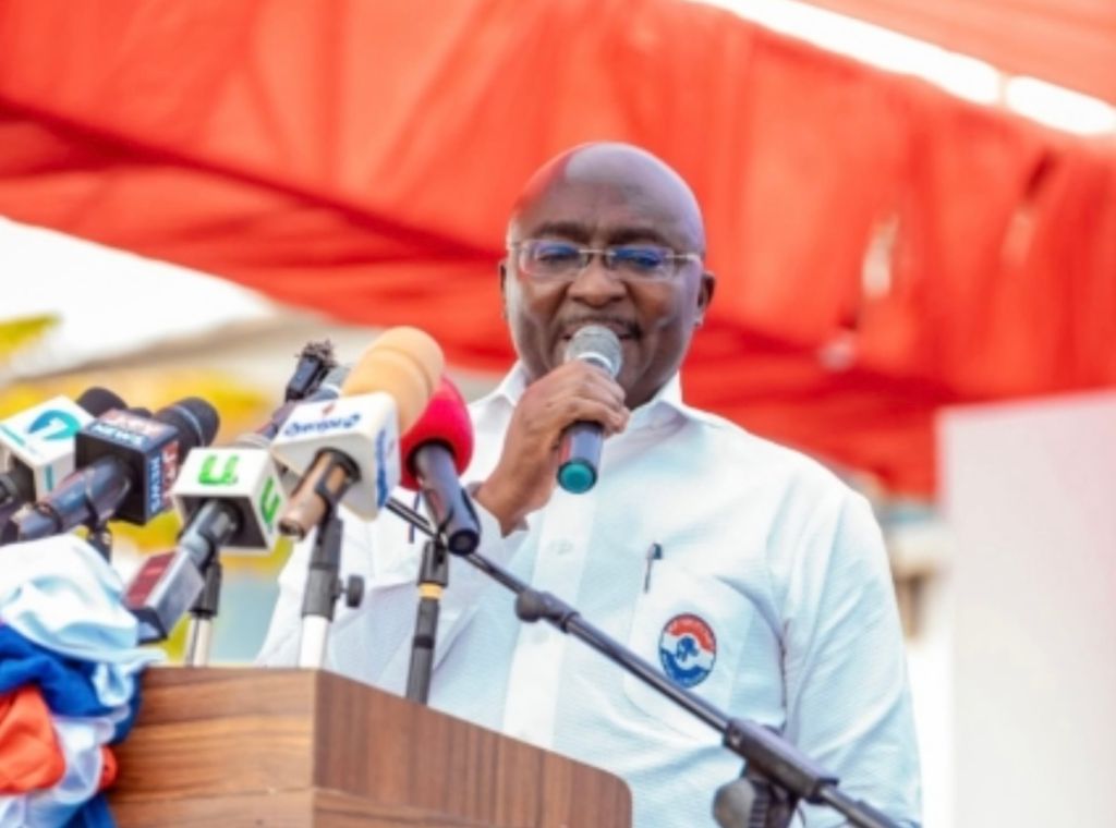 Let’s be thankful to God in all  things – Bawumia begins national tour in Takoradi
