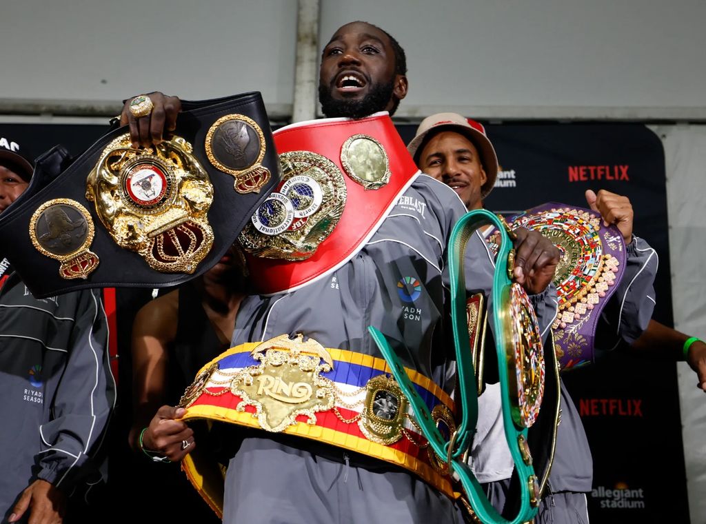 Undefeated boxing icon Terence Crawford quits boxing at the summit