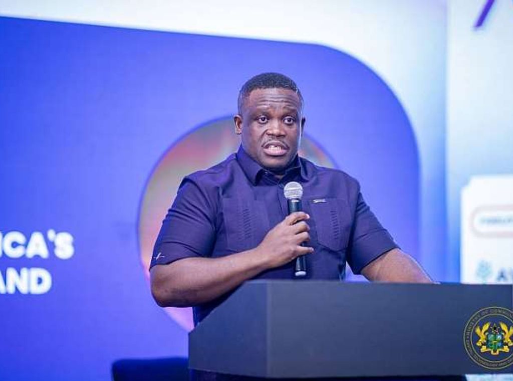 Communication minister addresses cyber‑crime investigation involving Russian national