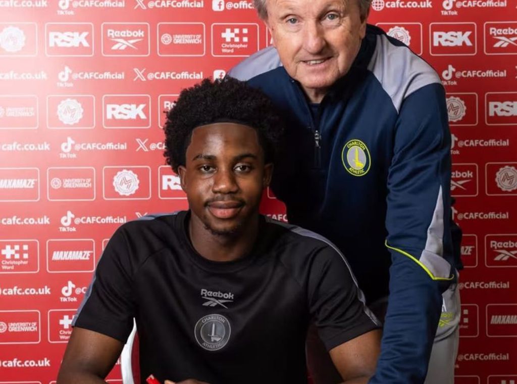 Ghanaian youth prospect Samuel Washington-Amoah pens first professional deal with Charlton Athletic