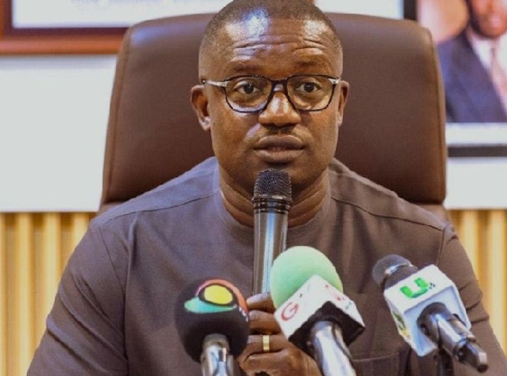 Gov't to introduce whatsApp system for reporting power outages