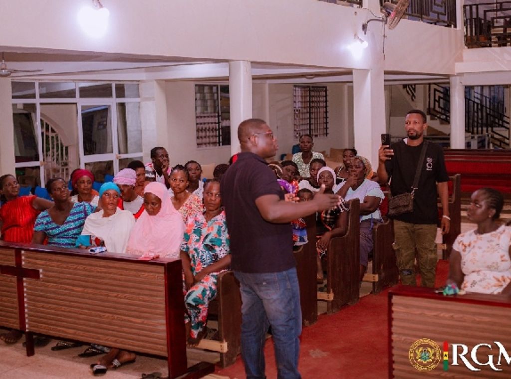 MP meets street hawkers and food vendors affected by road construction at Gomoa Ankamu