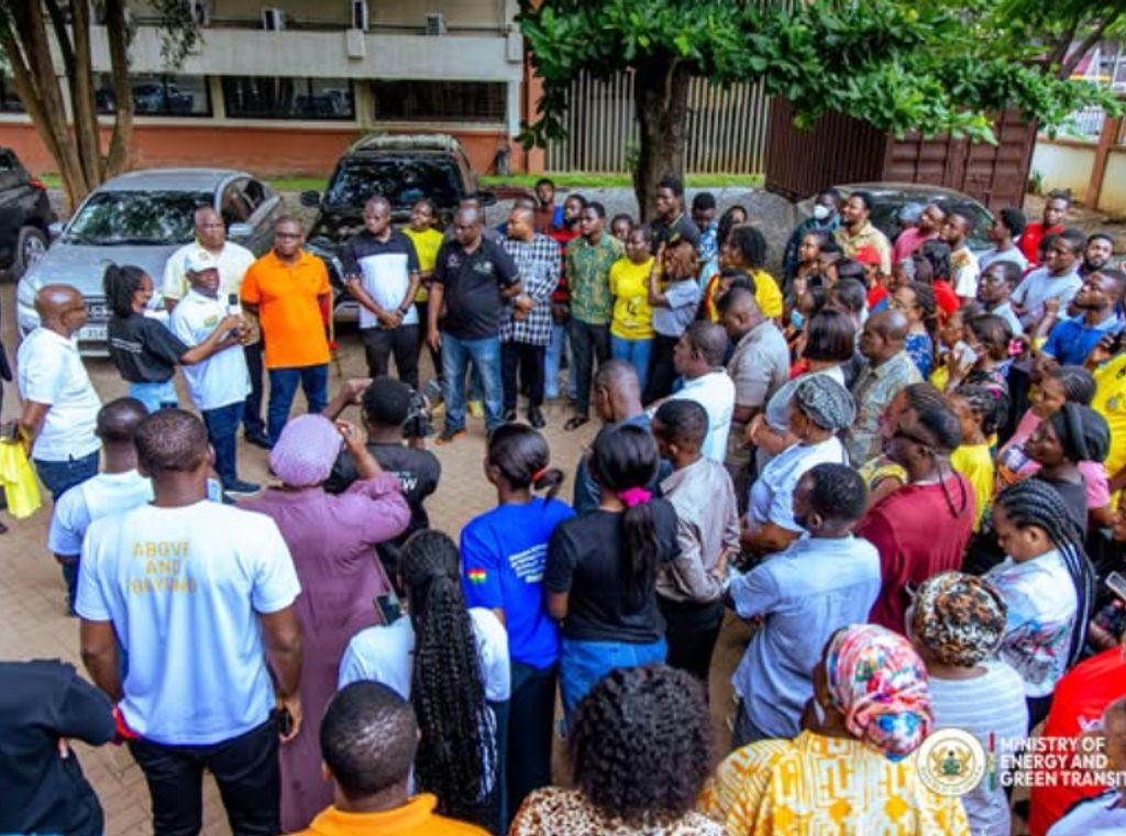 Energy Ministry joins nationwide clean-up exercise following floods