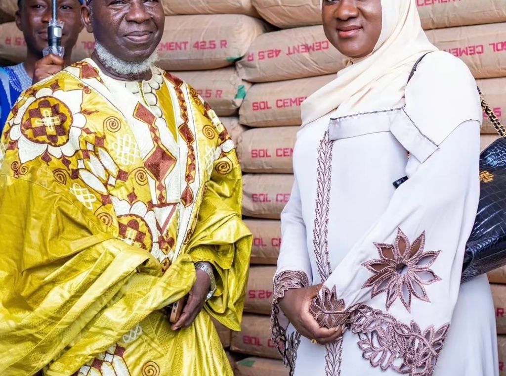 Akosua Manu celebrates Eid with Adentan Muslims, supports Mosque construction