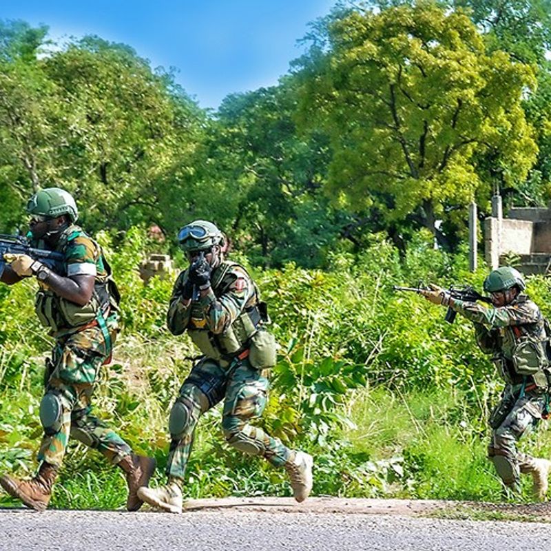 Government withdraws military protection for former ministers, unauthorized civilians