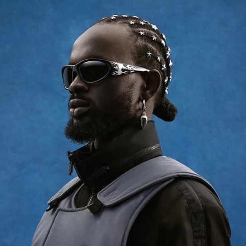 Black Sherif wins hearts after bringing a sign language interpreter on stage during the Coke Concert