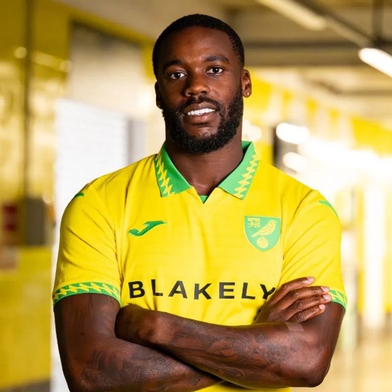 Norwich City snap up Premier League winner Jeffrey Schlupp on free transfer