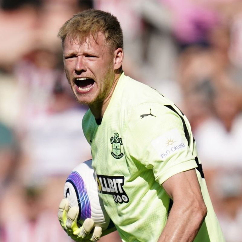 Aaron Ramsdale set for Newcastle medical after Saints agree loan deal