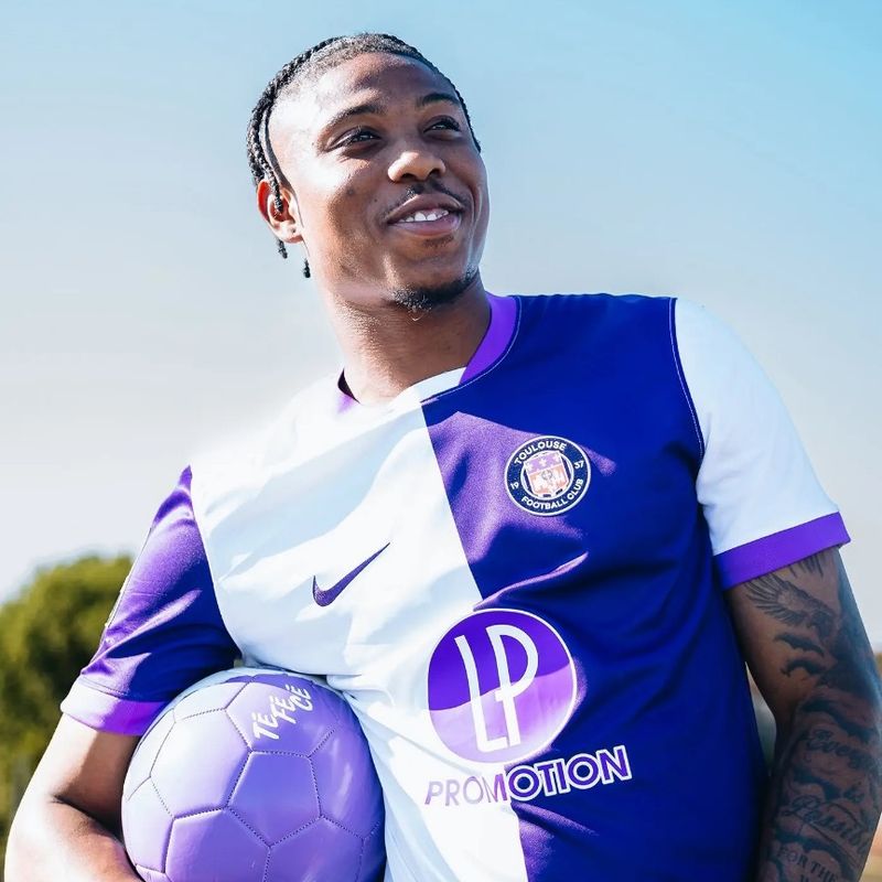 ‘I’m excited for the season ahead’ – Abu Francis seals Ligue 1 move