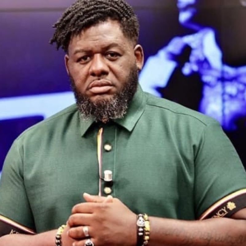 Bullgod declares Shatta Wale the 'undisputed dancehall king of Africa' 