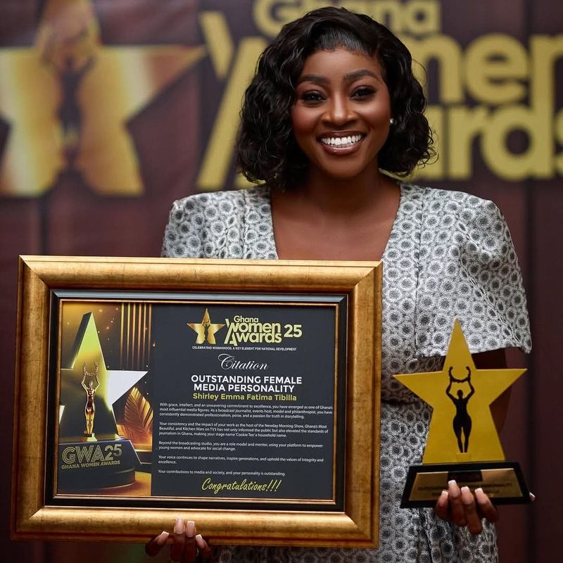 Cookie Tee crowned female media personality of the year at Ghana Women Awards