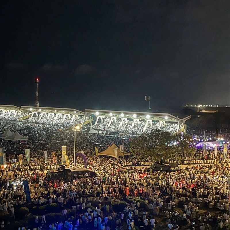Shatta Wale’s birthday pulls a massive crowd as a call for the government to engage musicians for national campaigns