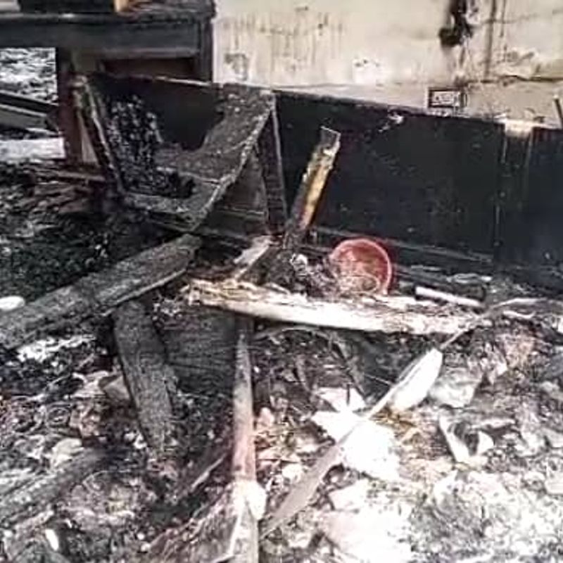 C/R: Fire destroys 5 bedroom apartment in New Winneba