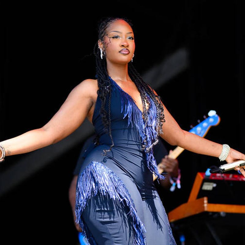 ‘I’m a lover girl, but careful’ - Tems open up love and red flags