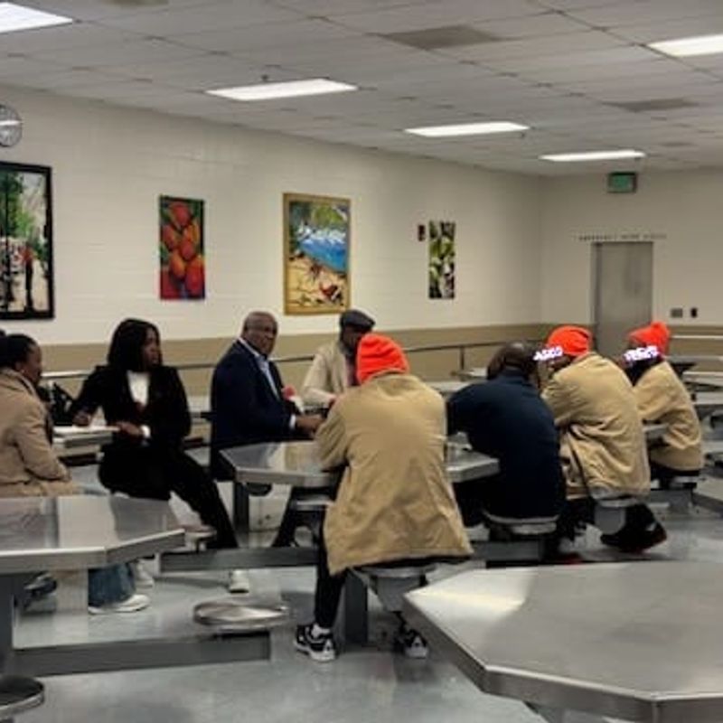 Ambassador Victor Smith pays  working visit to Ghanaian deataininees at ICE detention Center in Pennsylvania 