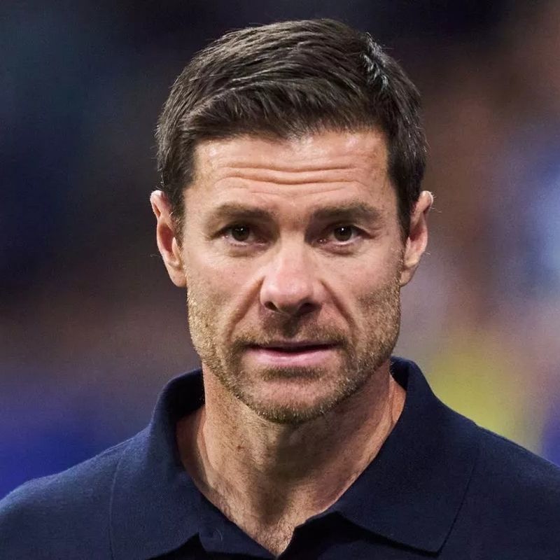 Real Madrid sack Xabi Alonso after El Clásico defeat