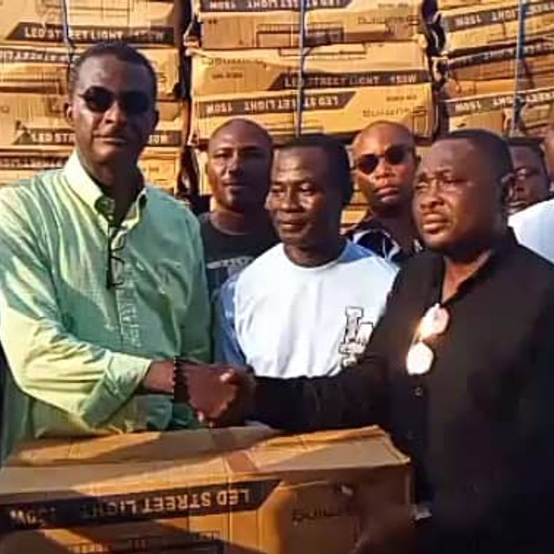 C/R: Cape Coast South MP donates 400 streetlight bulbs as constituency faces darkness