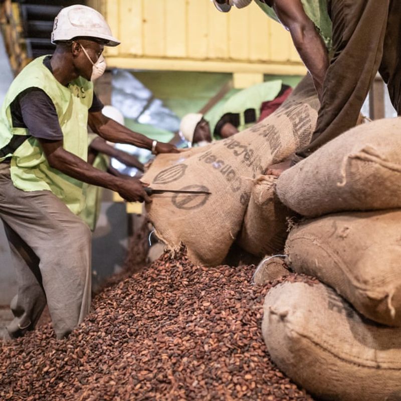 Licensed Cocoa Buyers Association warns COCOBOD to settle outstanding payments
