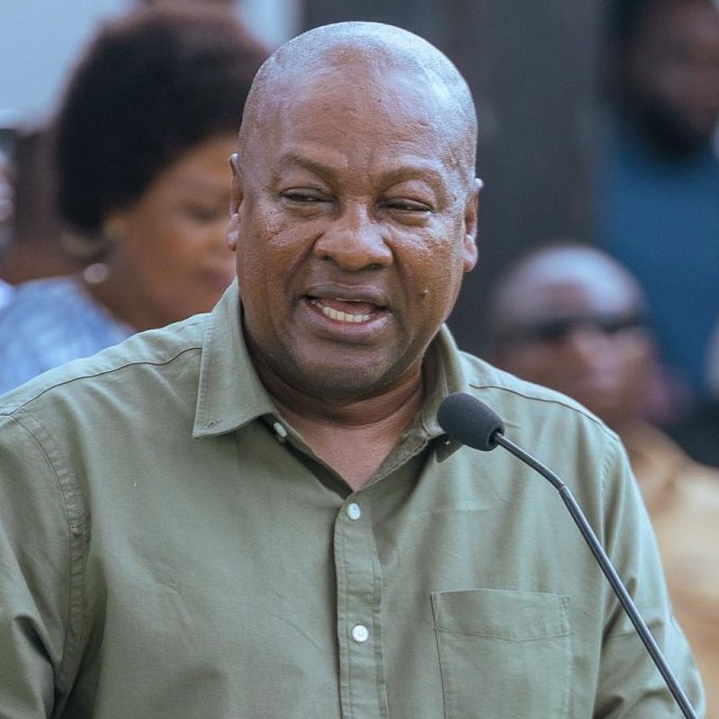 Mahama admits deficiencies in Cocoa sector financing