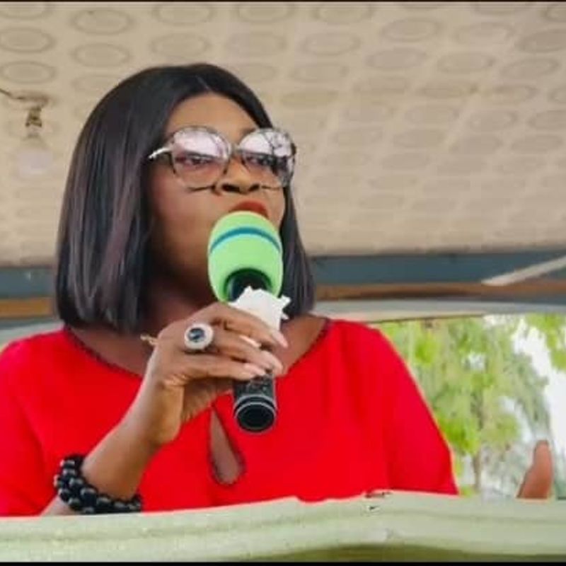 Agona East MP donates GH₵25,000 and furniture to Kwanyako Senior High Technical School