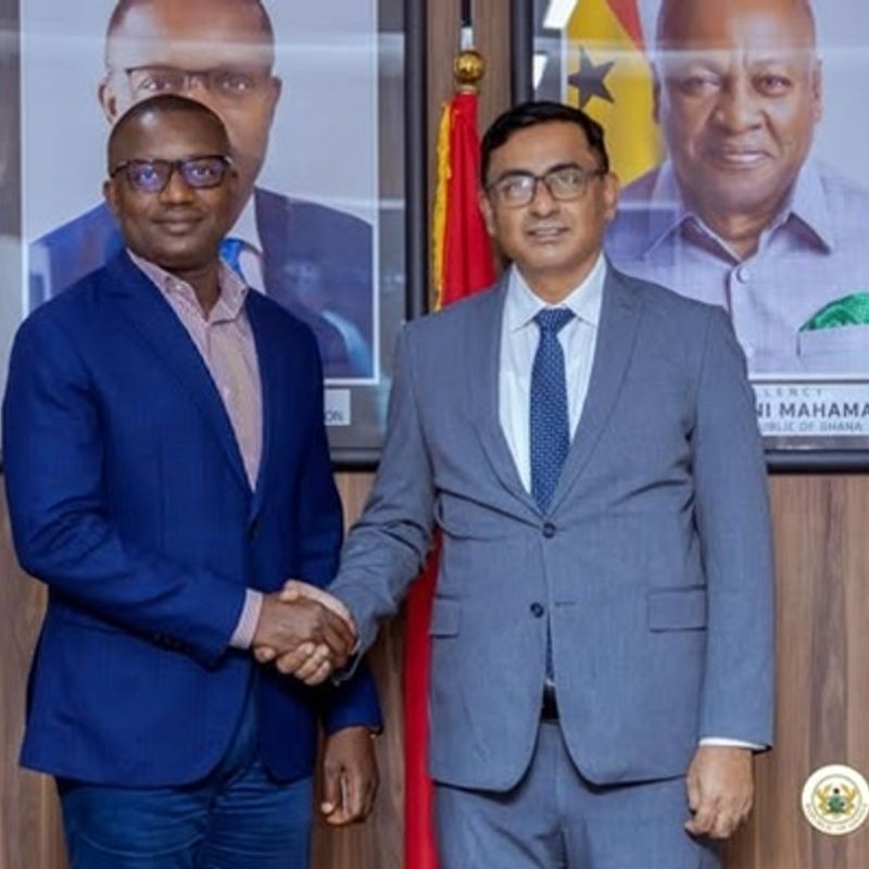 Energy Minister meets Pakistan envoy to deepen bilateral energy cooperation