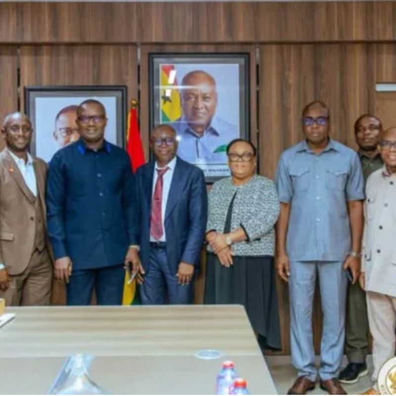 Energy Minister engages Vice Chancellors on renewable energy expansion in public universities